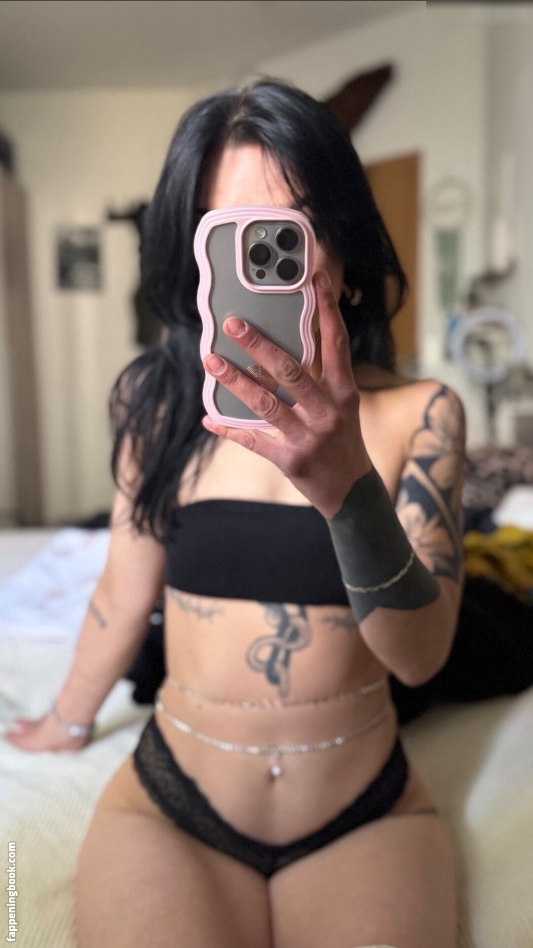 Charlotte_wkyns Nude
