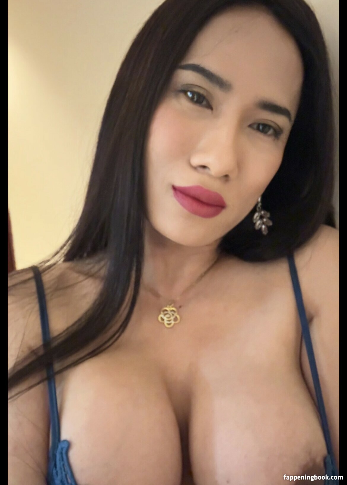 Cherrytsbkk Nude OnlyFans Leaks