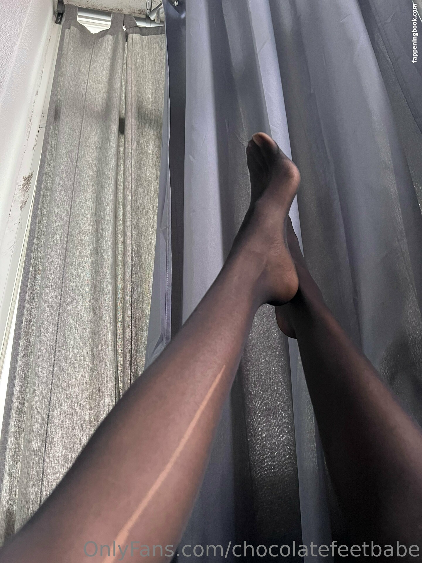 chocolatefeetbabe Nude OnlyFans Leaks