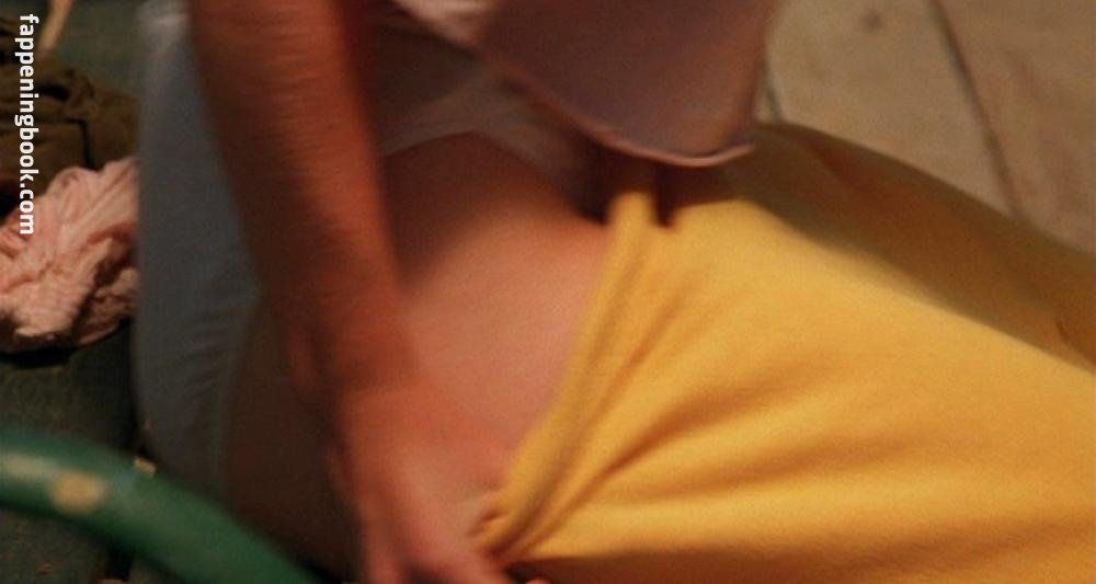 Christina Applegate Nude