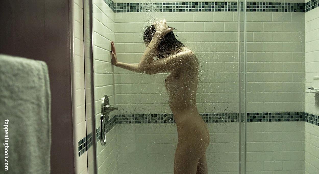 Christy Carlson Romano Nude