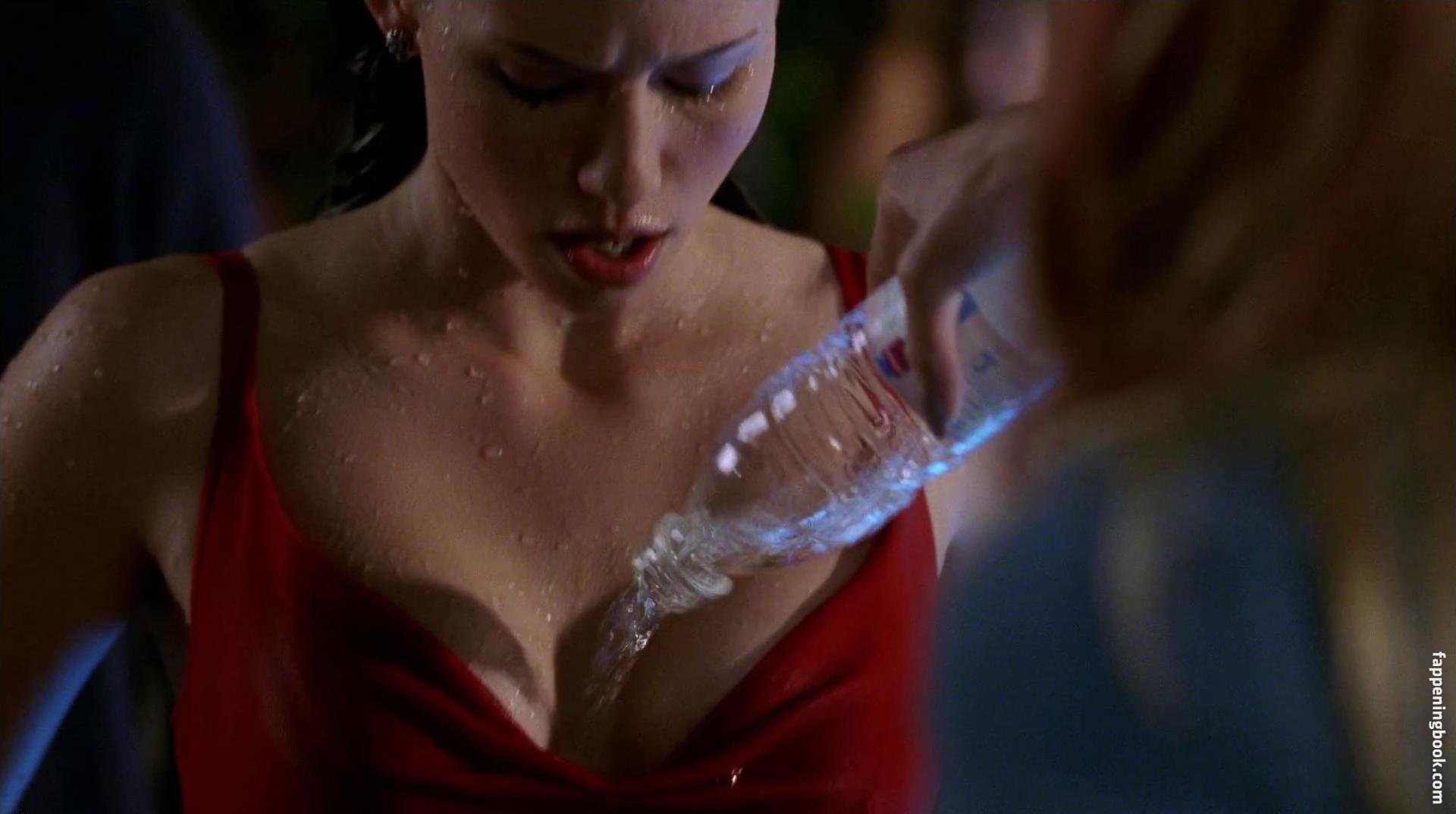 Chyler Leigh Nude