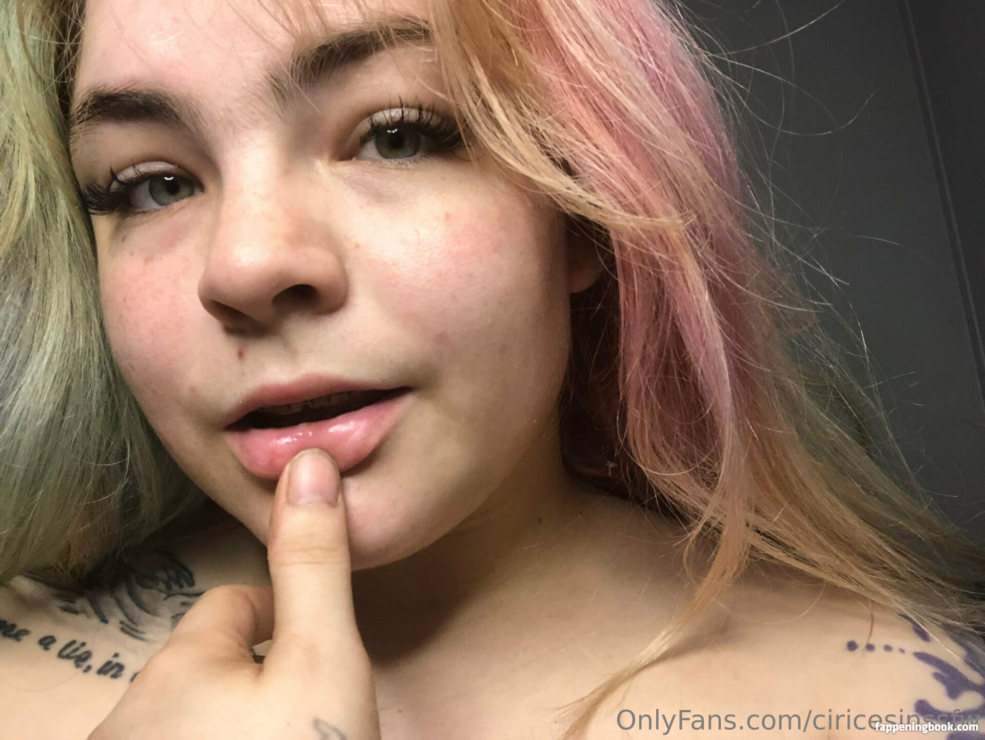 ciricesinssfw Nude OnlyFans Leaks