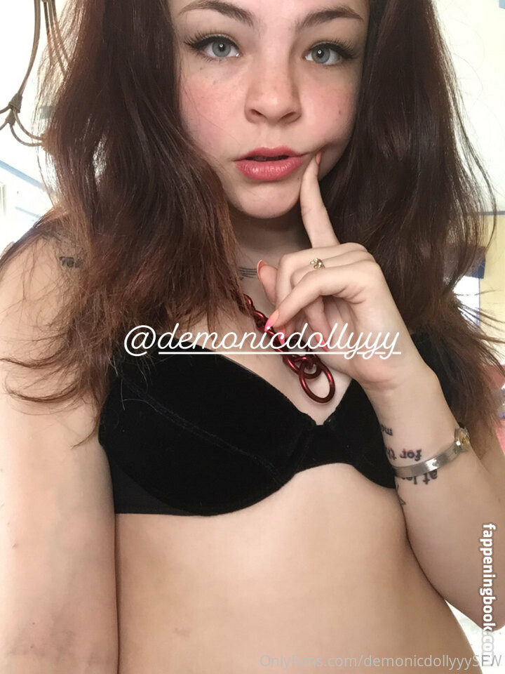 ciricesinssfw Nude OnlyFans Leaks