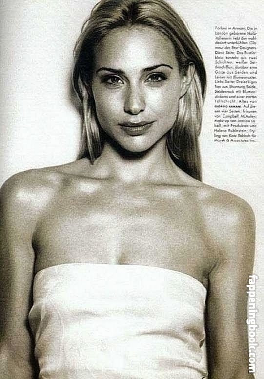 Claire Forlani Nude