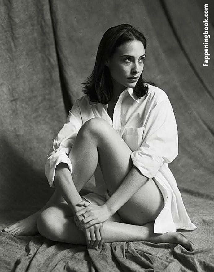 Claire Forlani Nude