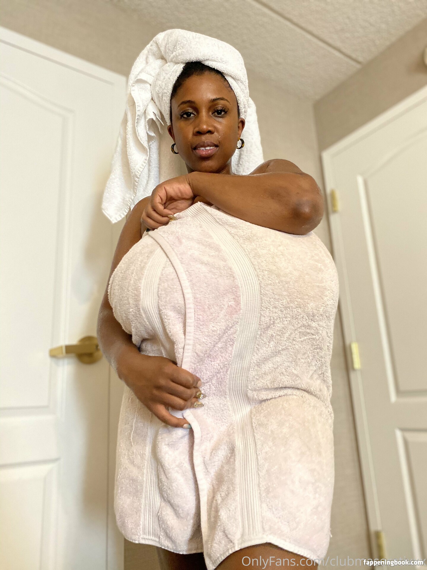 clubmaseratixxx Nude OnlyFans Leaks