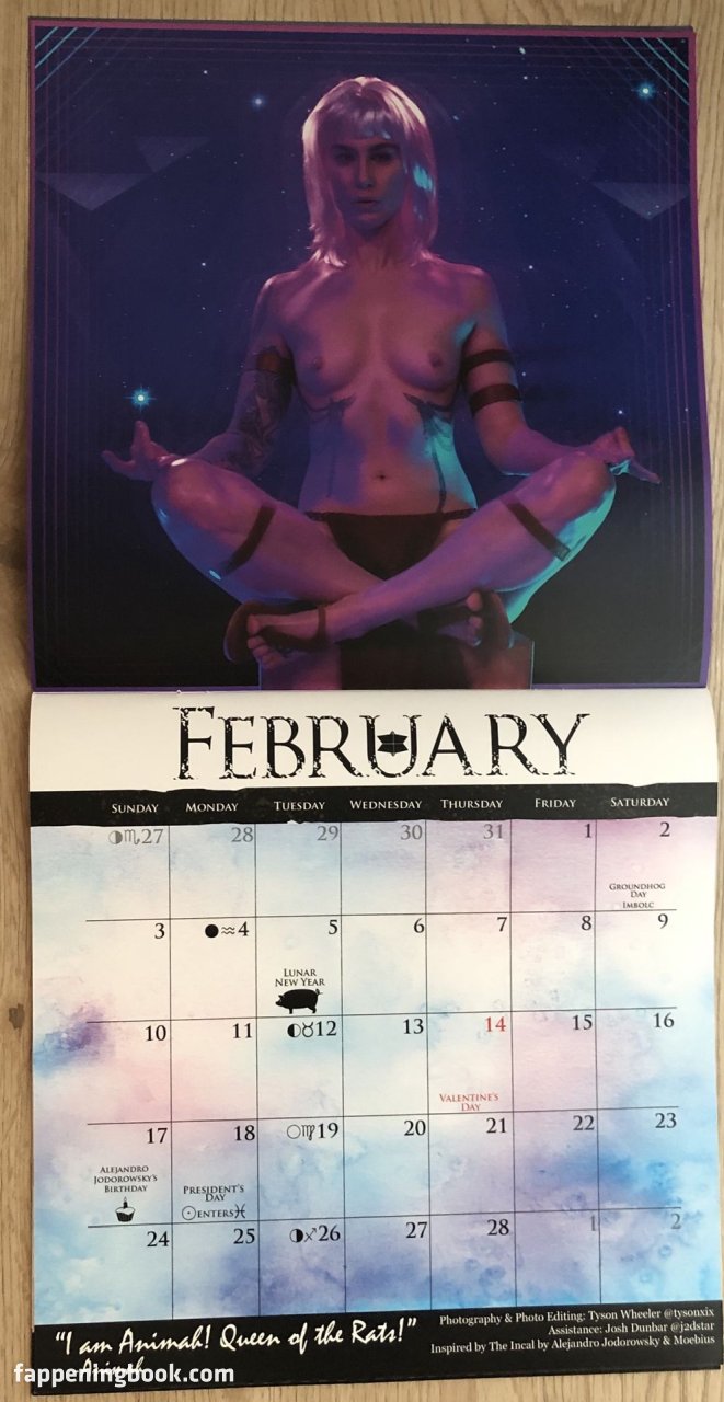 Comicbookgirl19 nude calendar