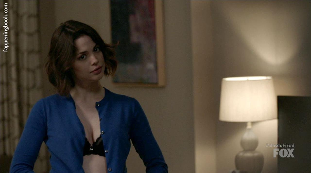 Conor Leslie Nude