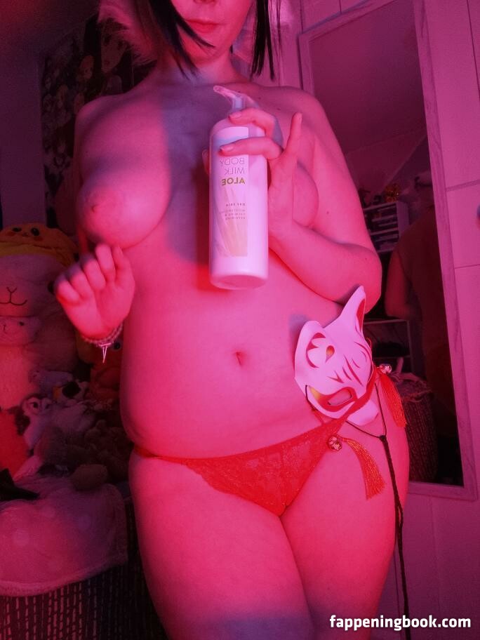 CosplayShino Nude OnlyFans Leaks