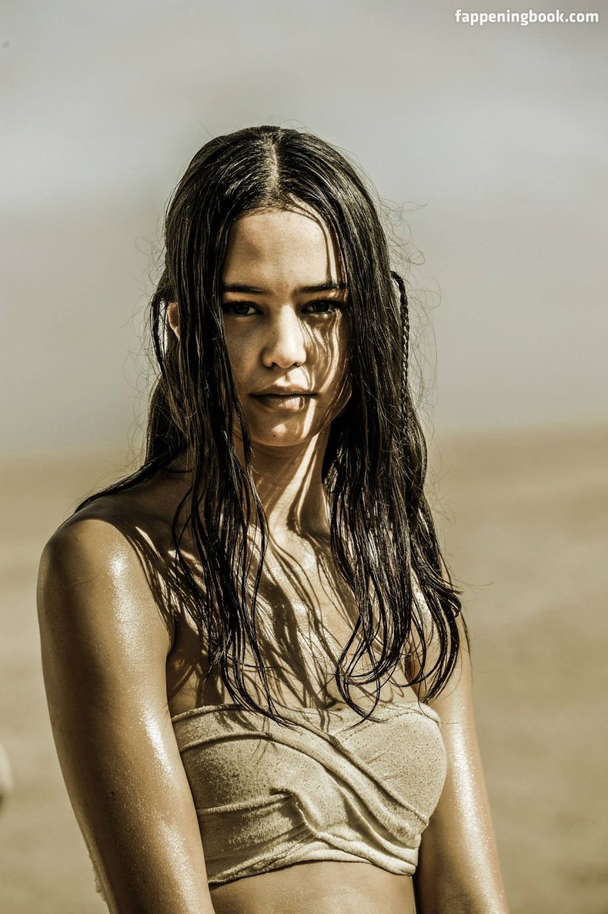 Courtney Eaton Nude - Courtney Eaton Nude, The Fappening - Photo #132961 - FappeningBook