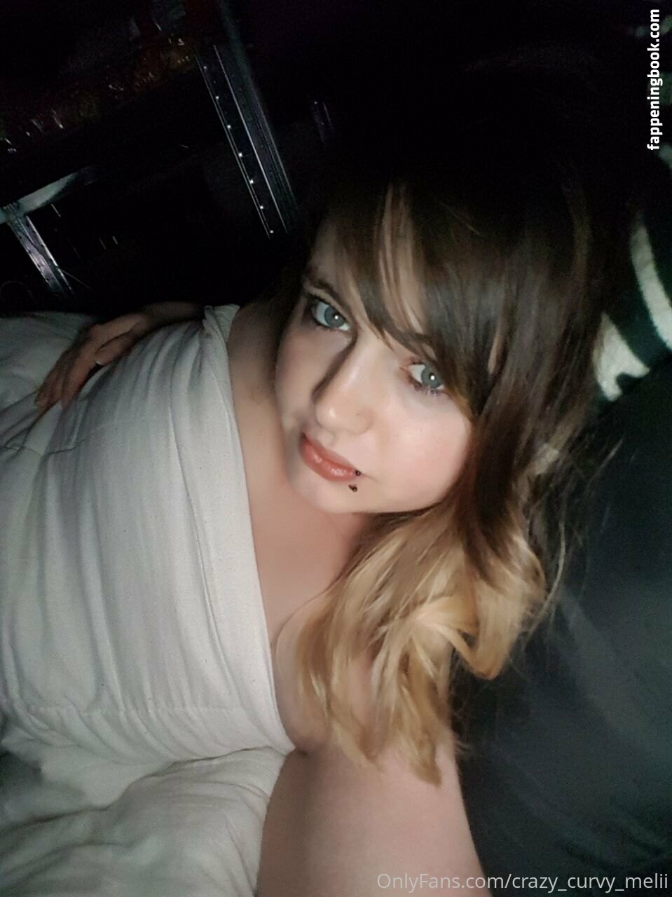 crazy_curvy_melii Nude OnlyFans Leaks