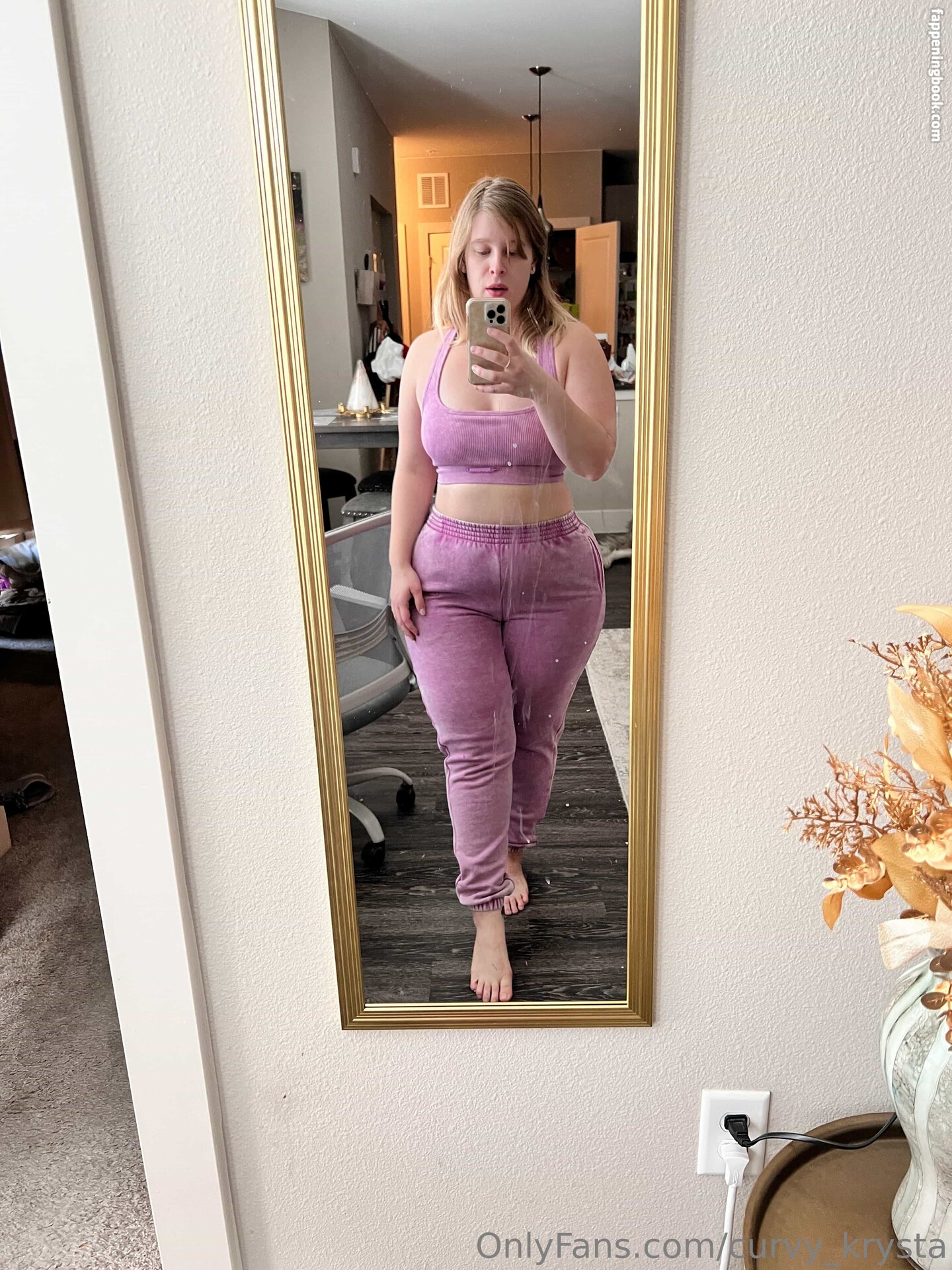 Curvy Krysta Nude OnlyFans Leaks