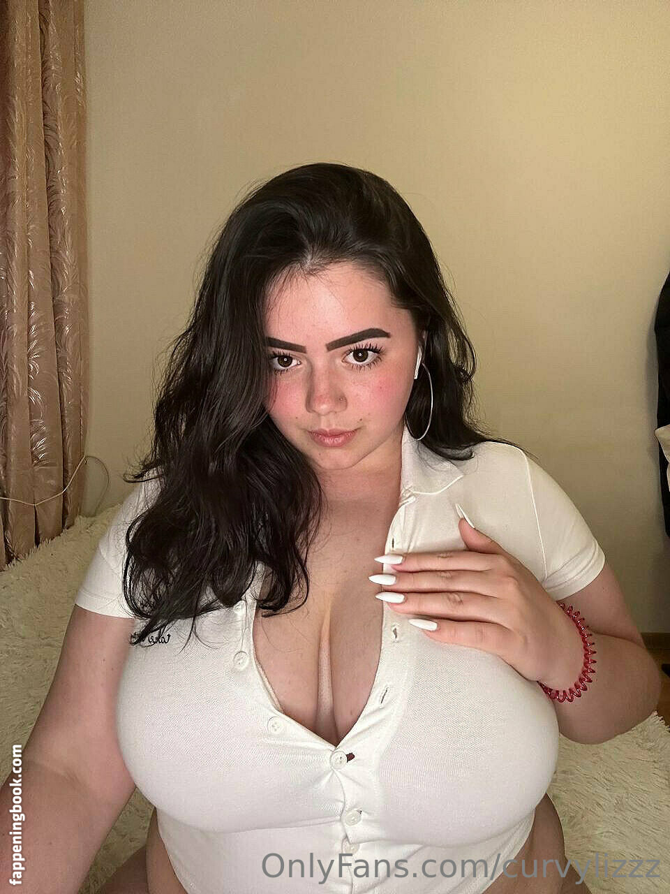 curvylizzz Nude OnlyFans Leaks