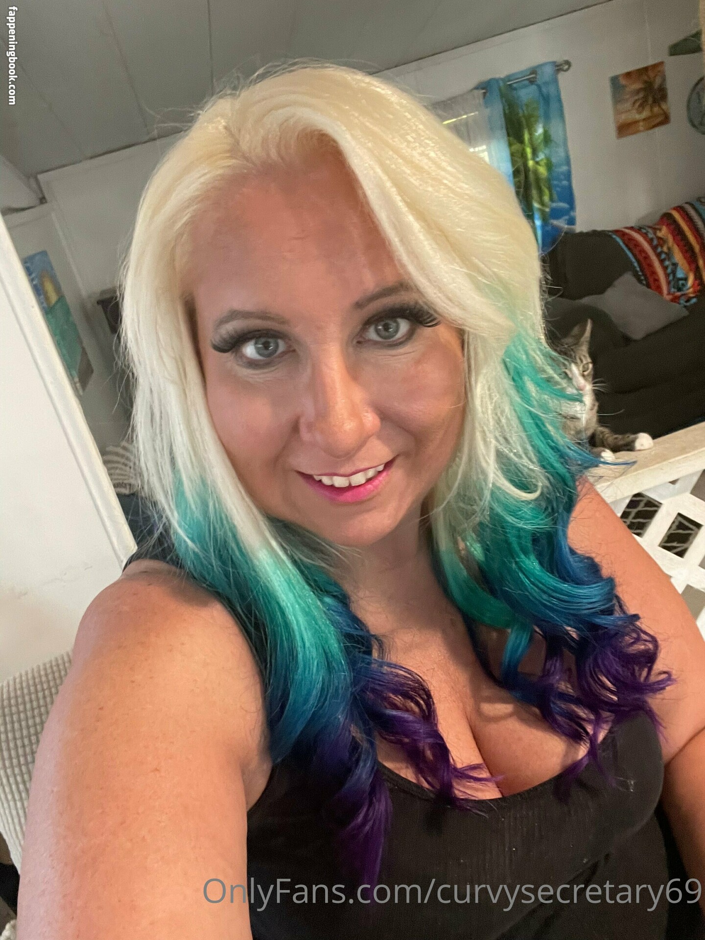 curvysecretary69 Nude OnlyFans Leaks