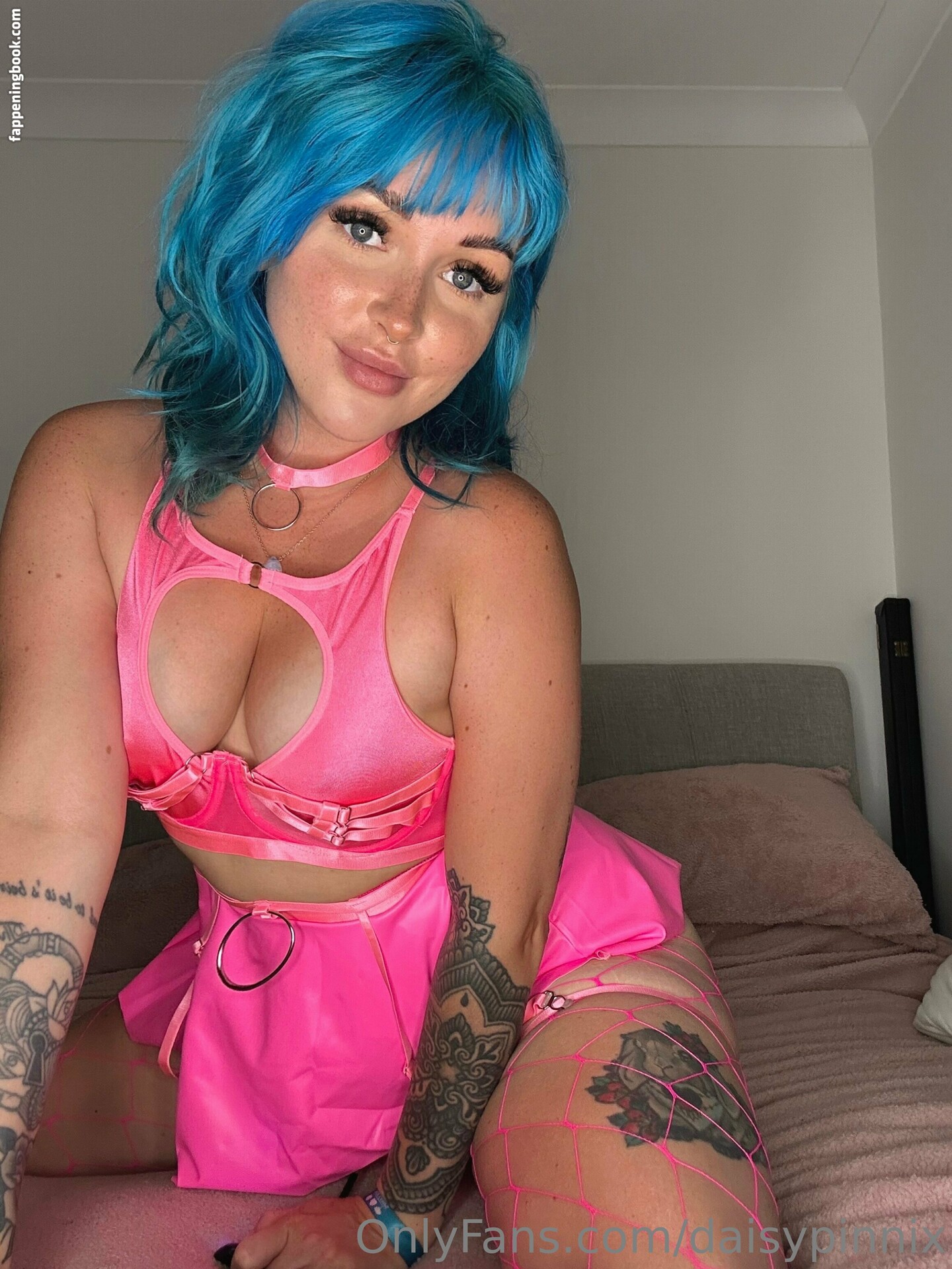 daisypinnix Nude OnlyFans Leaks