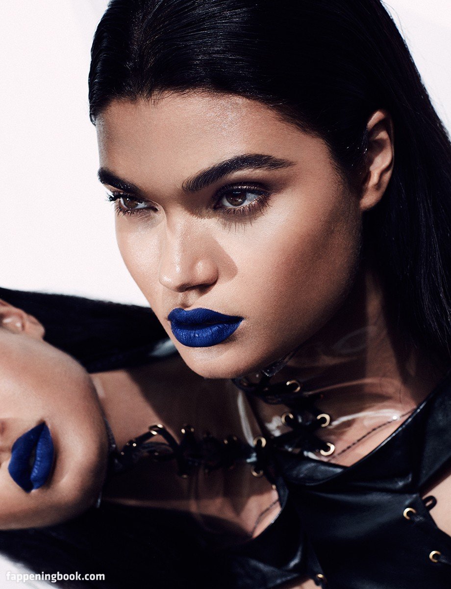 Daniela Braga Nude