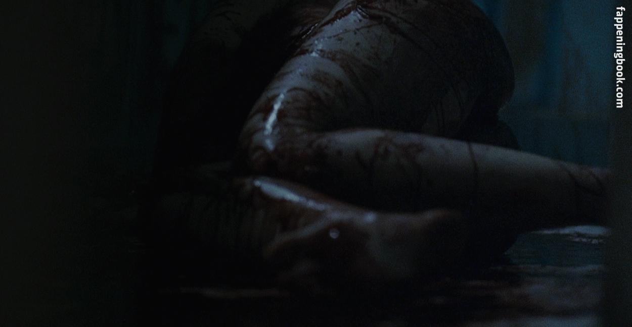 Danielle Harris Nude