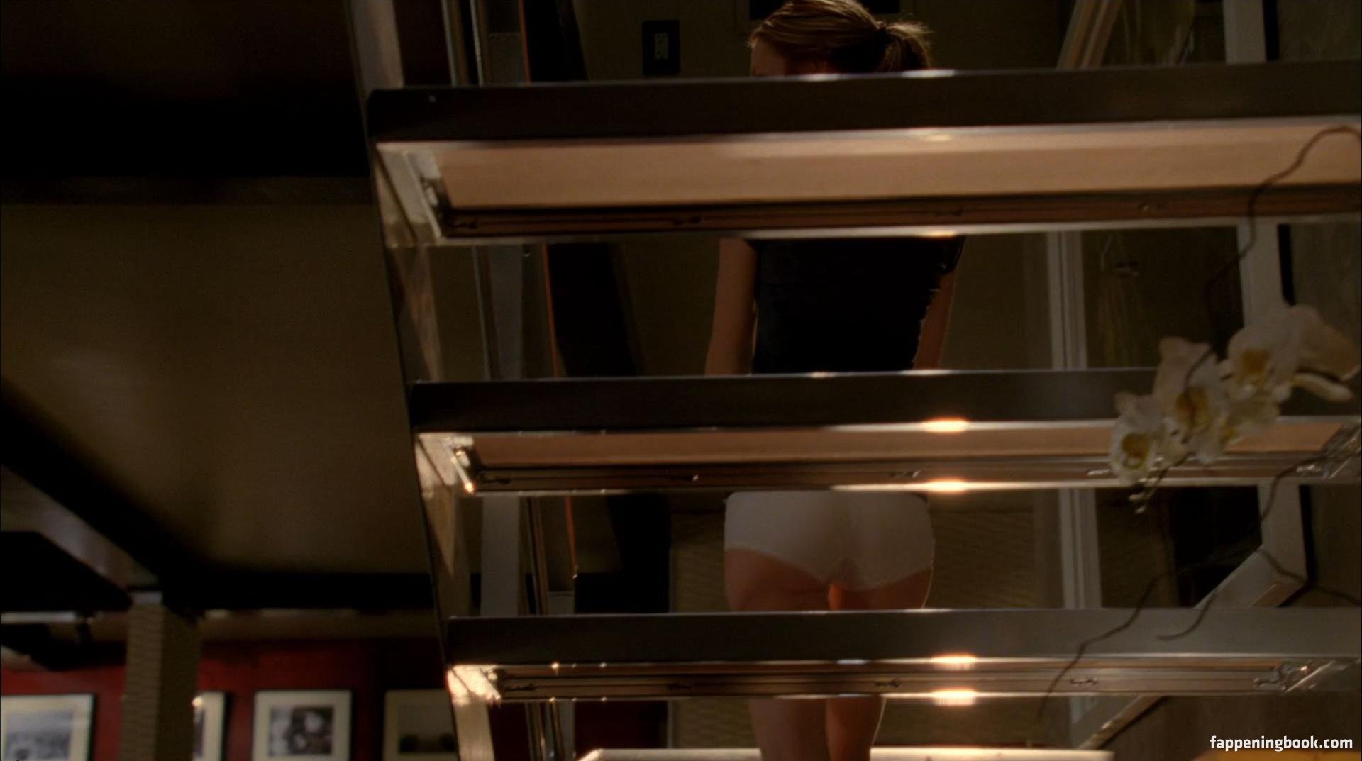 Darby Stanchfield Nude.
