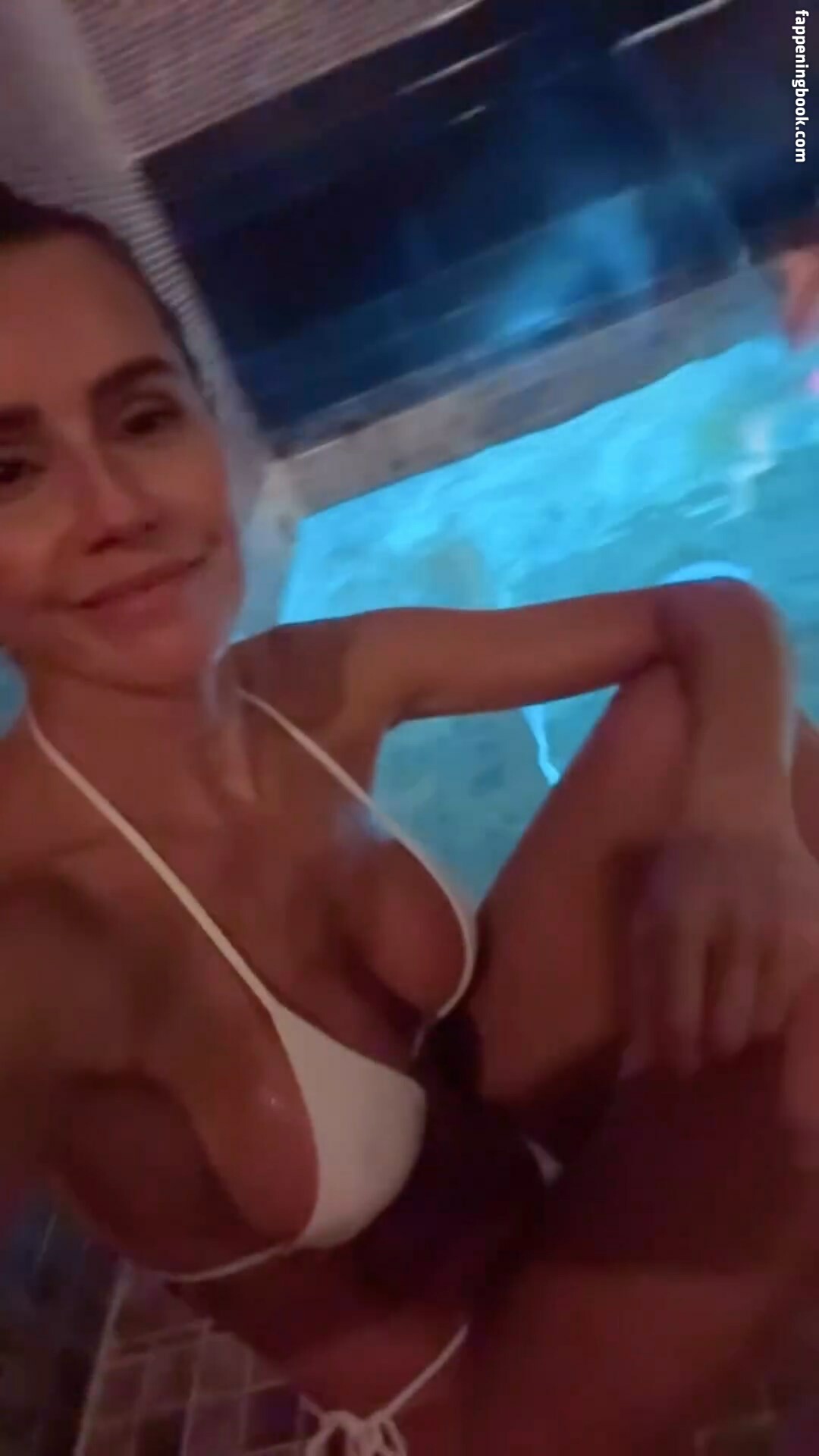 Deborah Secco Fapello Latest Exclusive Leaked Photos