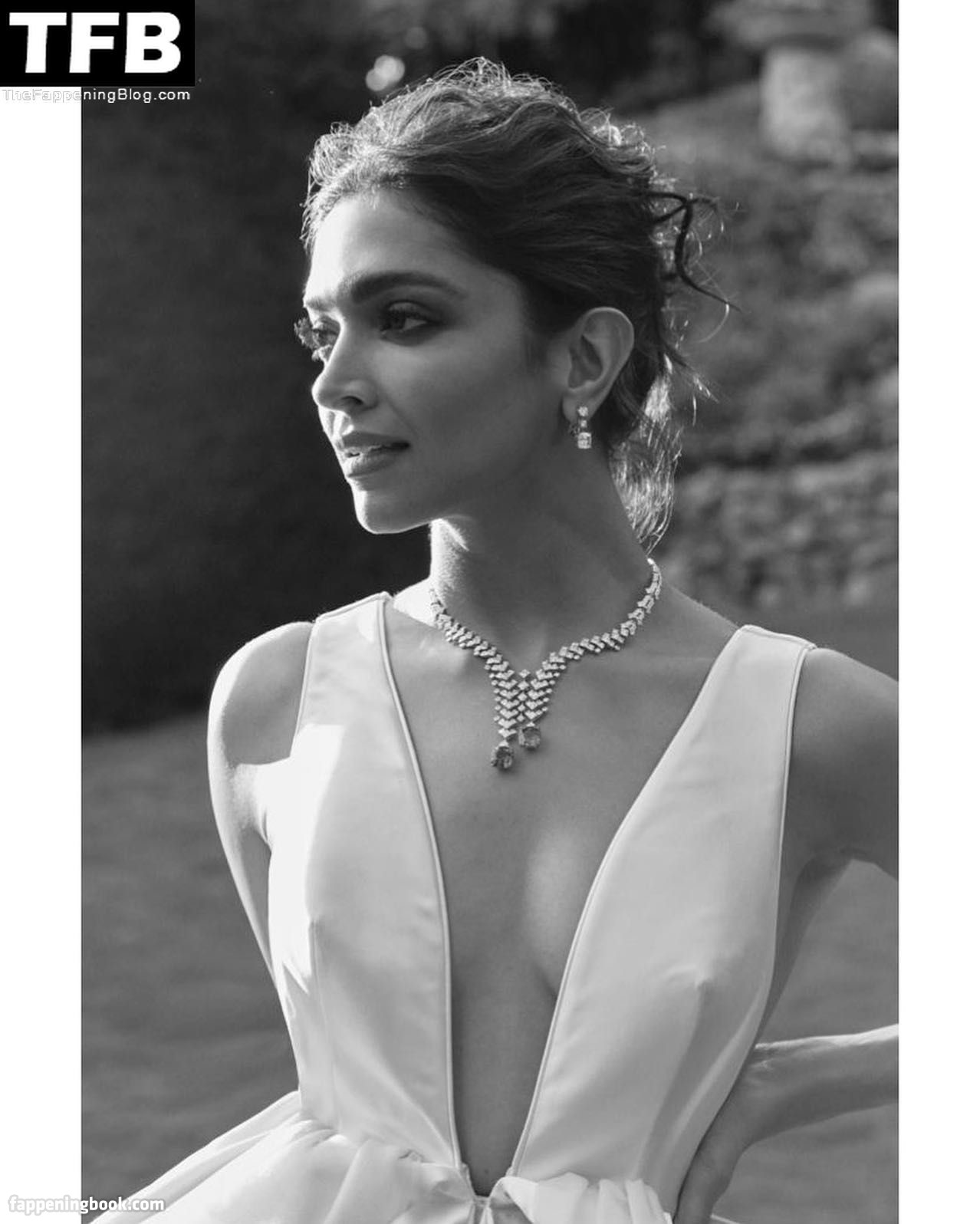 Deepika Padukone erome Latest Exclusive Leaked Photos