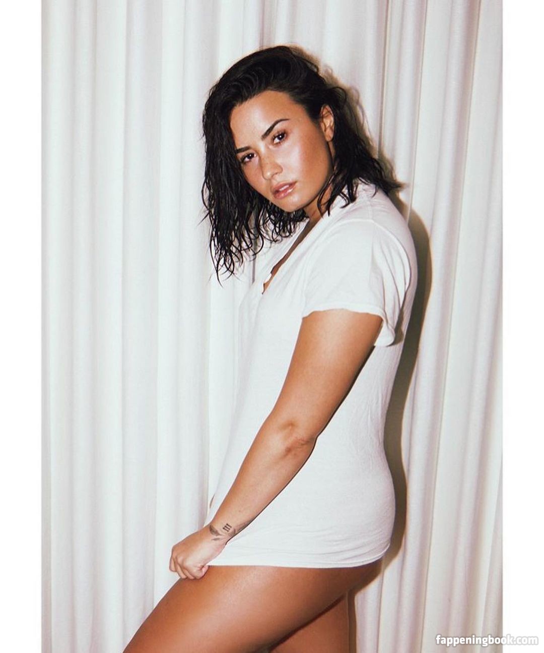 Demi Lovato / ddlovato Nude, OnlyFans Leaks, The Fappening - Photo #1582083  - FappeningBook