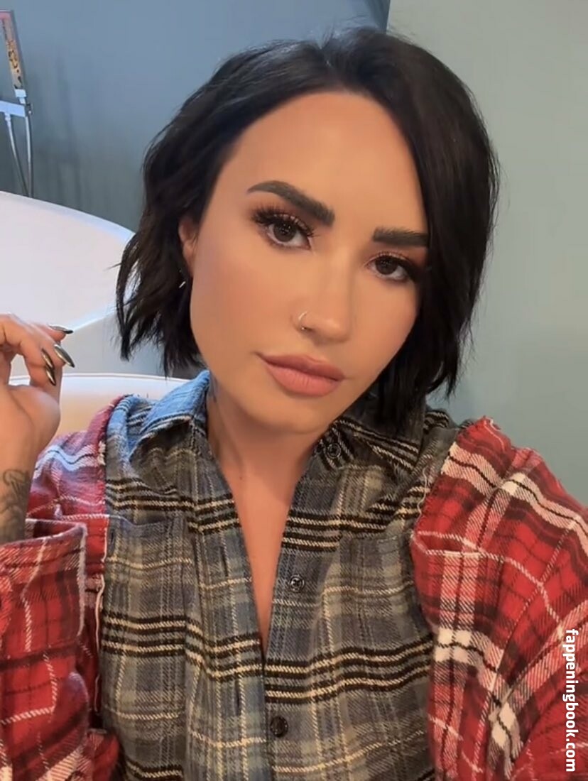 Demi Lovato Ddlovato Nude Onlyfans Leaks The Fappening Photo 7056556 Fappeningbook 