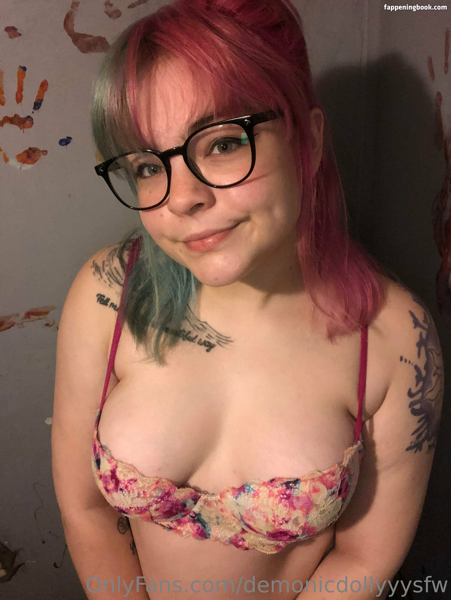 demonicdollyyysfw Nude OnlyFans Leaks