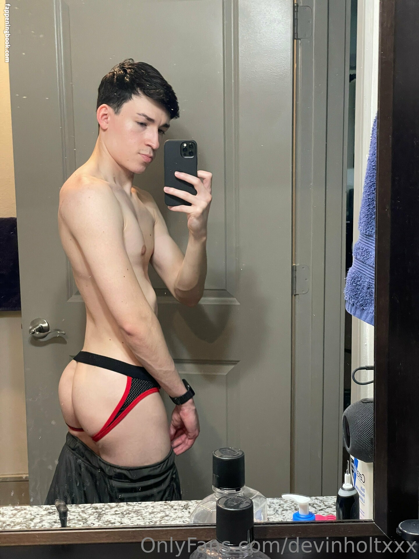 devinholtxxx Nude OnlyFans Leaks