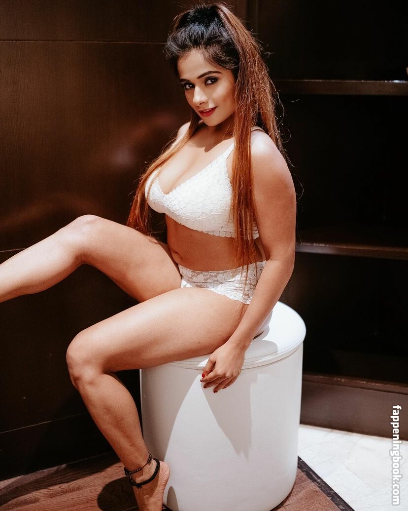 Dipshikha Roy erome Latest Exclusive Leaked Photos