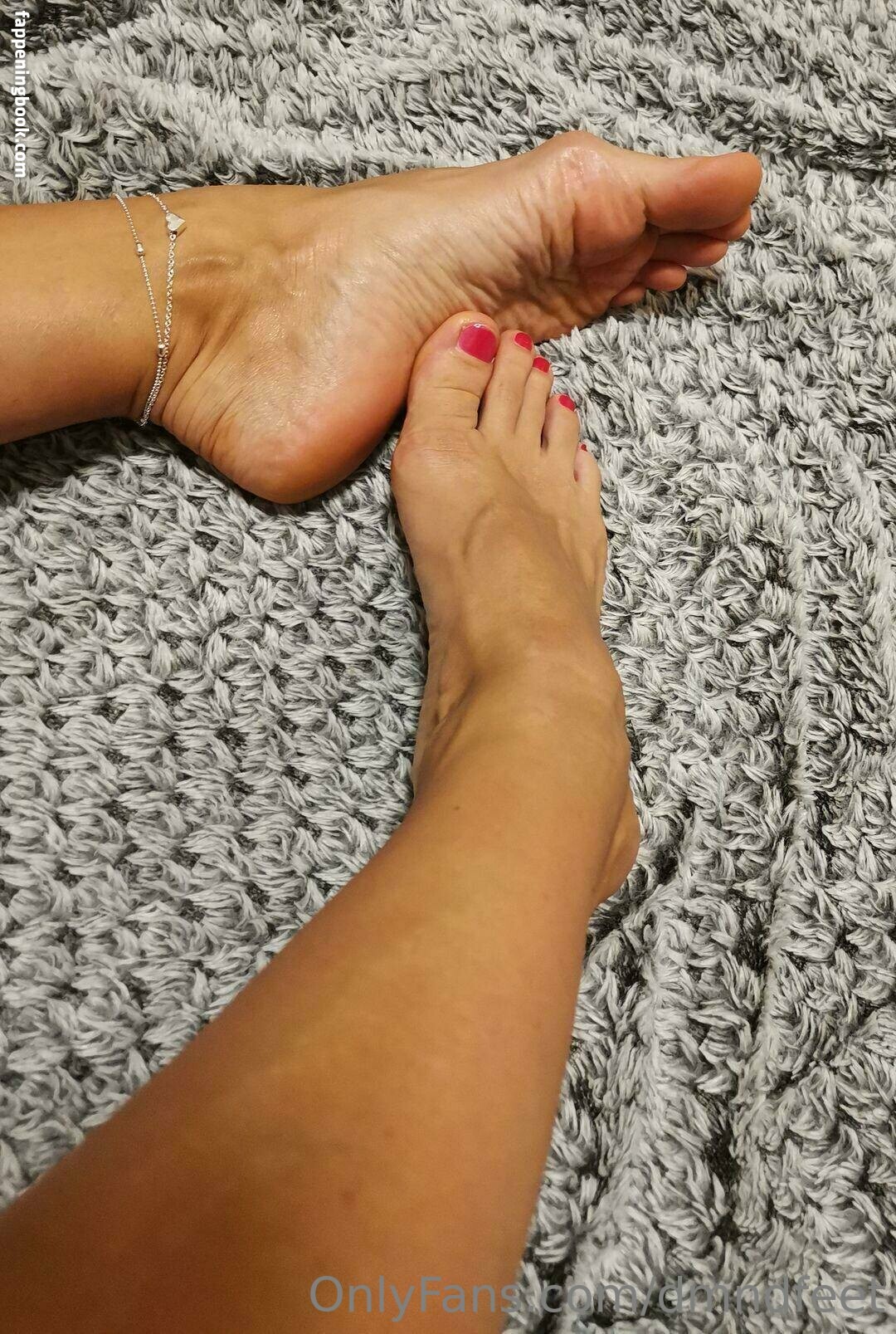 dmndfeet Nude OnlyFans Leaks