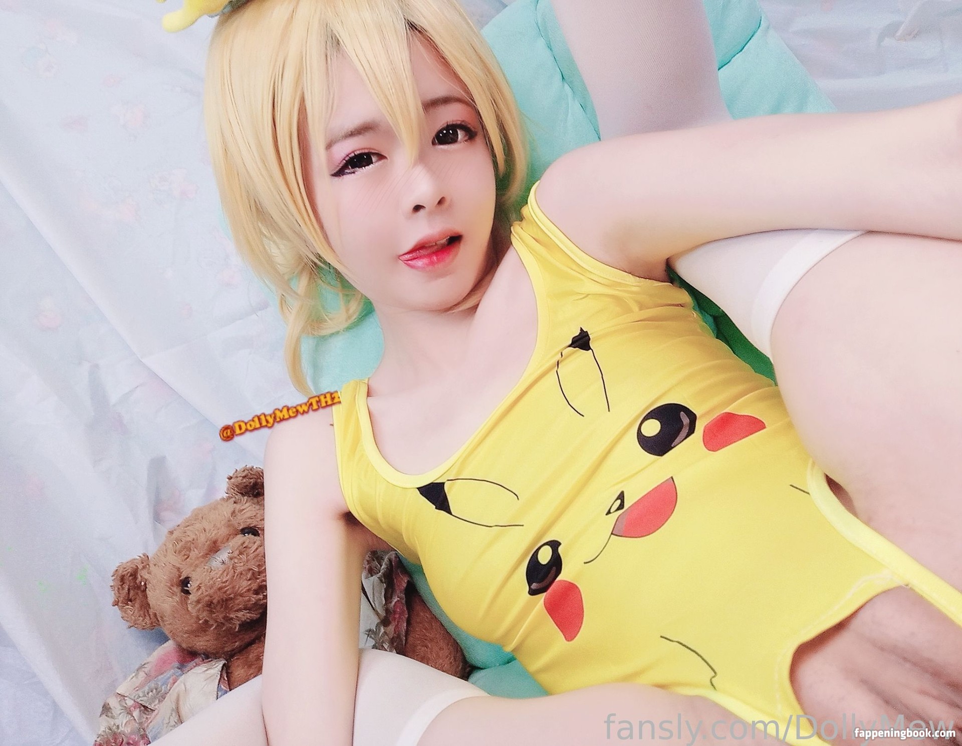 DollyMew Nude OnlyFans Leaks