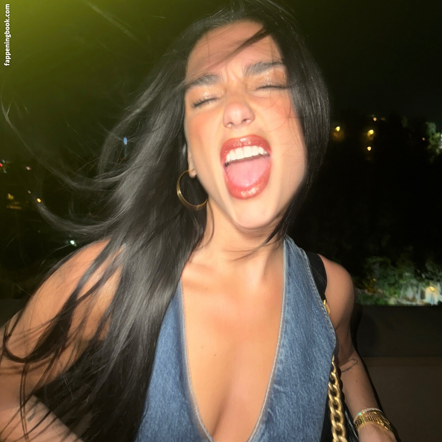 Dua Lipa Fapello Latest Exclusive Leaked Photos