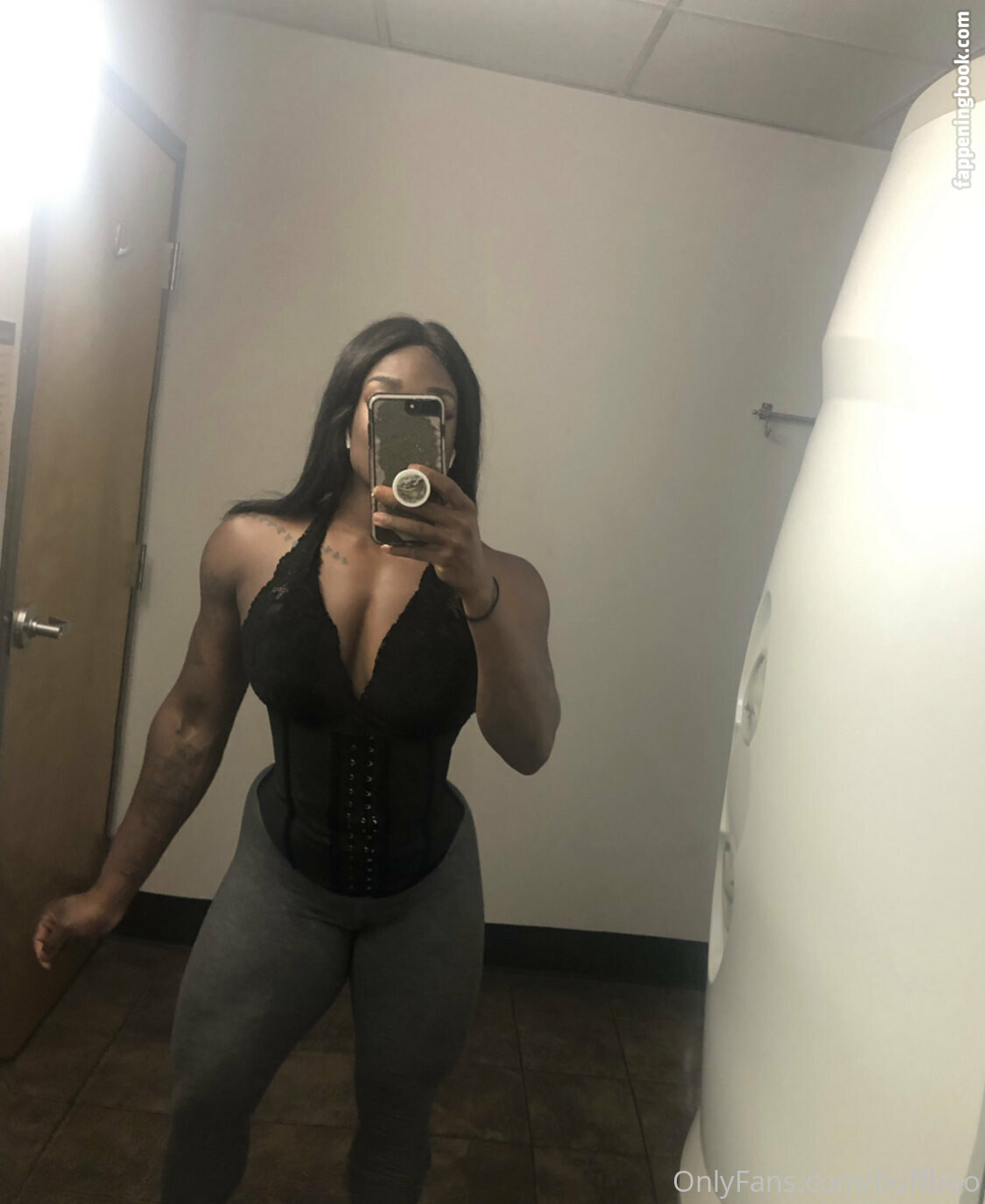 ebonymuscle Nude OnlyFans Leaks