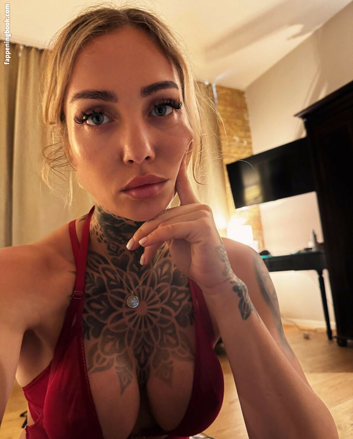 elenahaze Nude OnlyFans Leaks