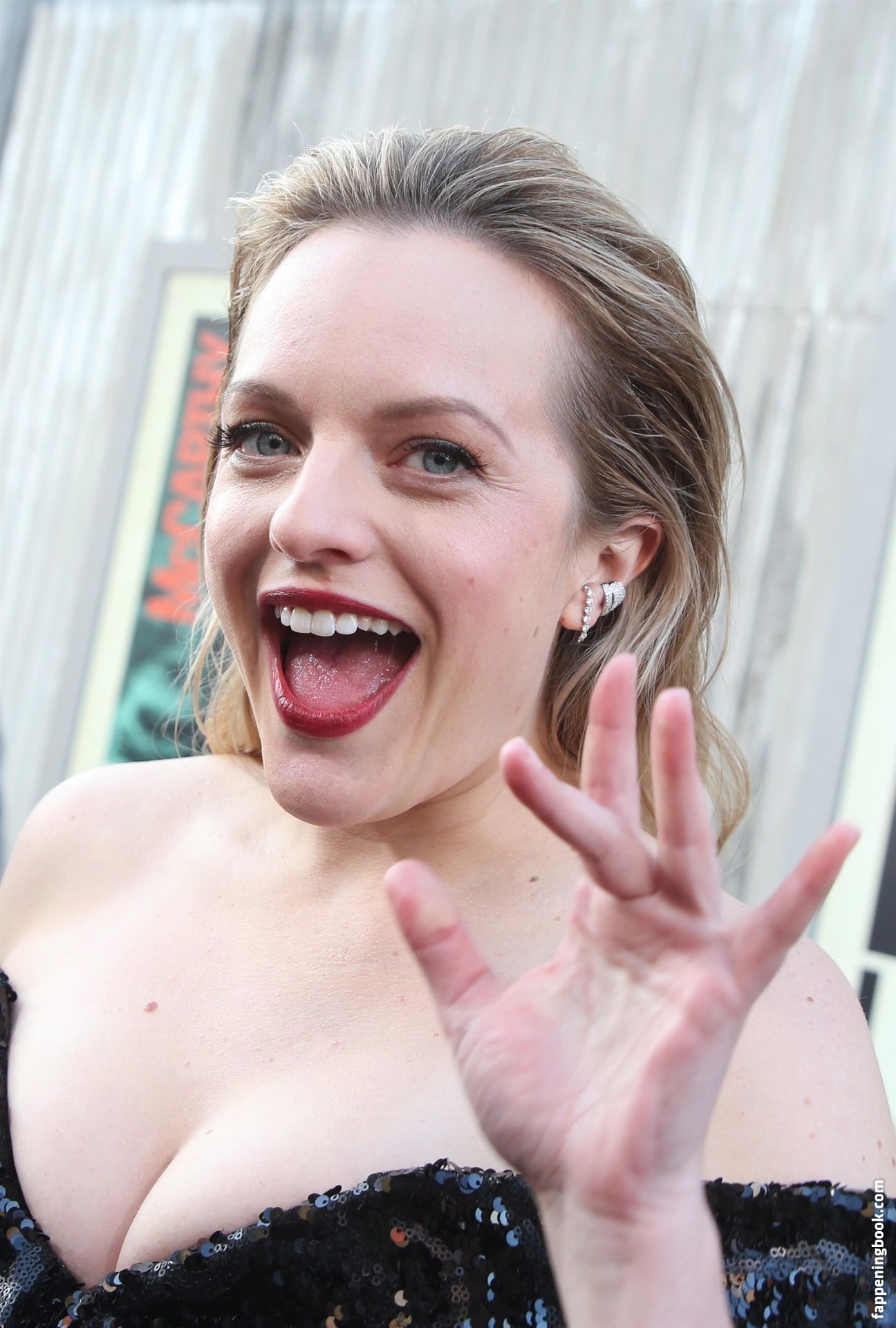 Elisabeth Moss Nude