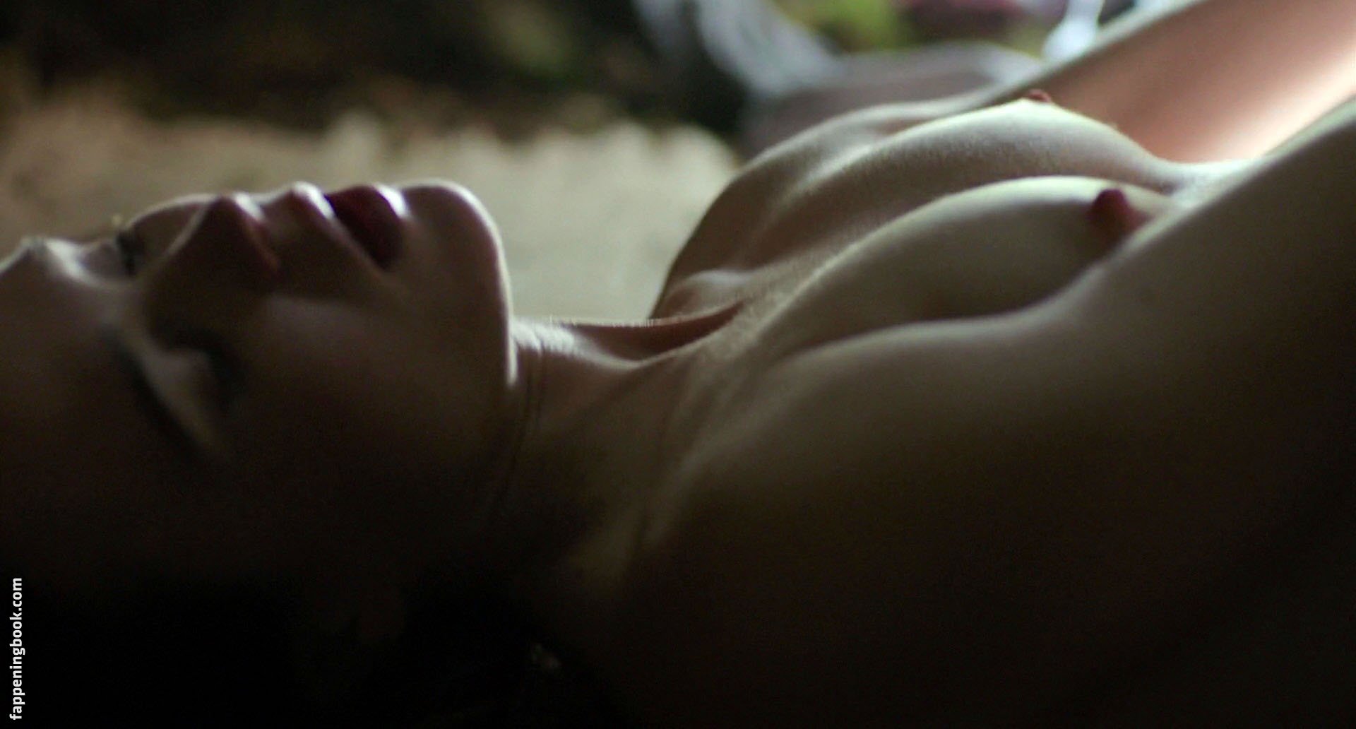 Ellen Page Nude
