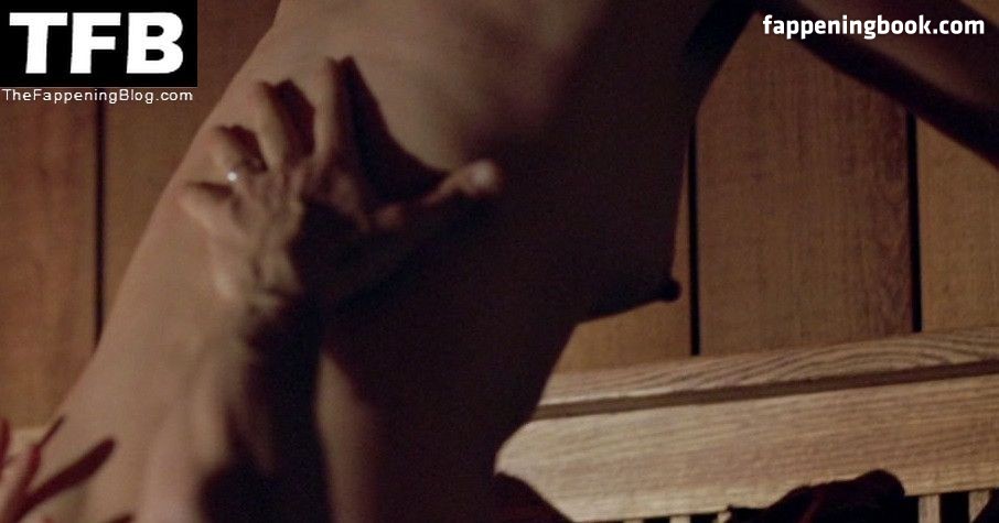 Embeth Davidtz Nude Pussy