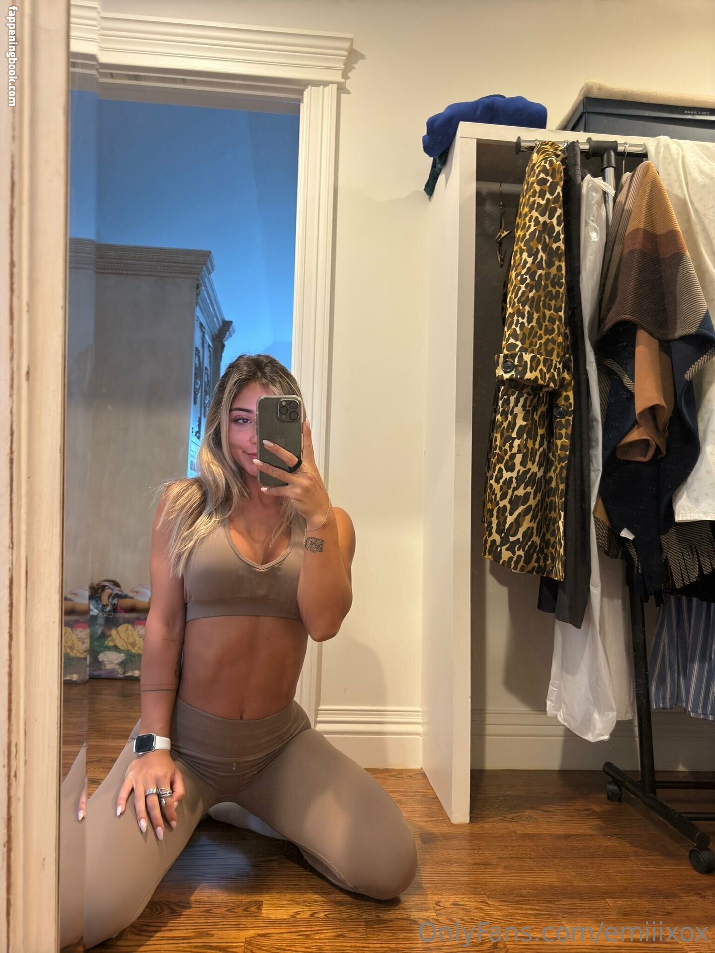 EMELYE ENDER Nude OnlyFans Leaks