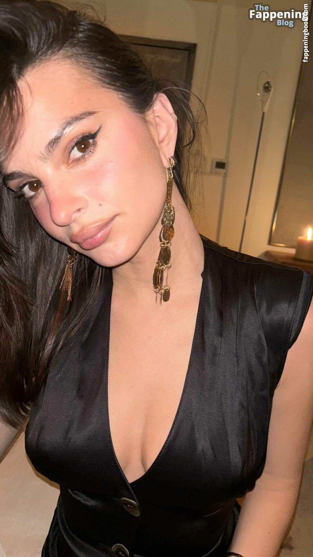 Emily Ratajkowski Fapello Latest Exclusive Leaked Photos