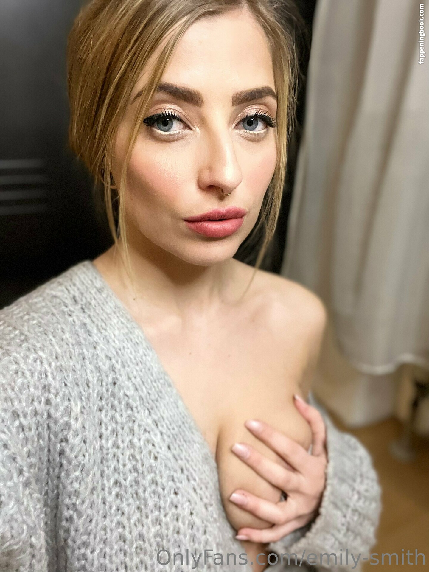 emily-smith Nude OnlyFans Leaks