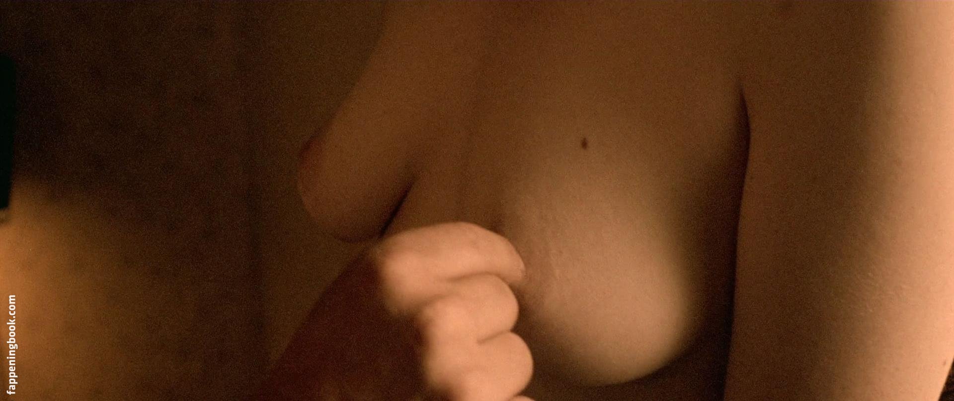 Emily Watson Nude