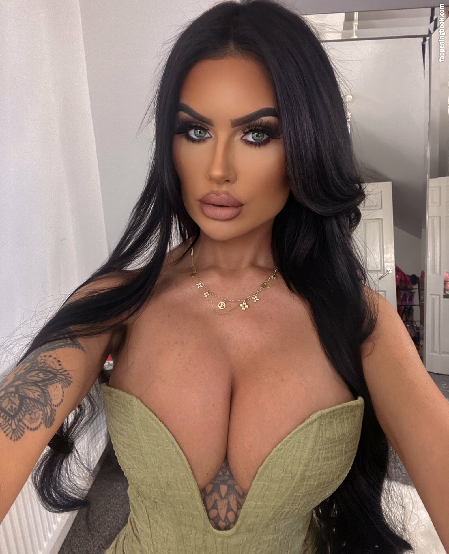 Emma Louise Nude OnlyFans Leaks