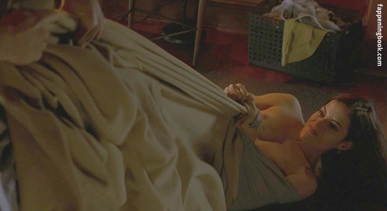 Emmanuelle Vaugier Nude