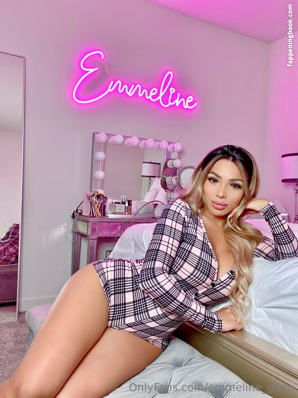 Emmeline Chavez Nude OnlyFans Leaks