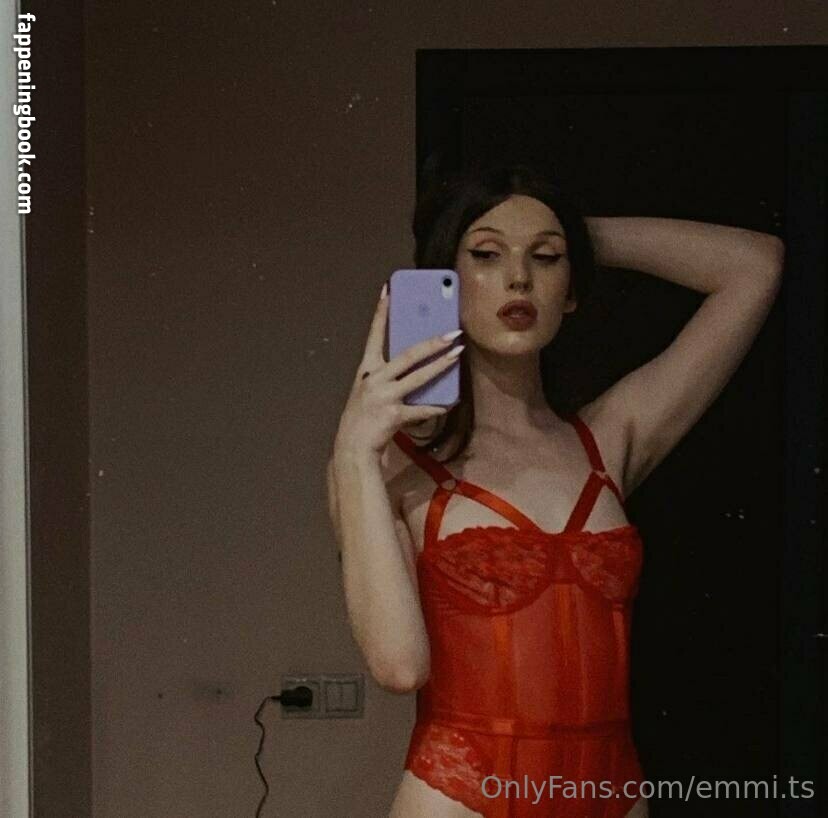 emmii_ts Nude OnlyFans Leaks