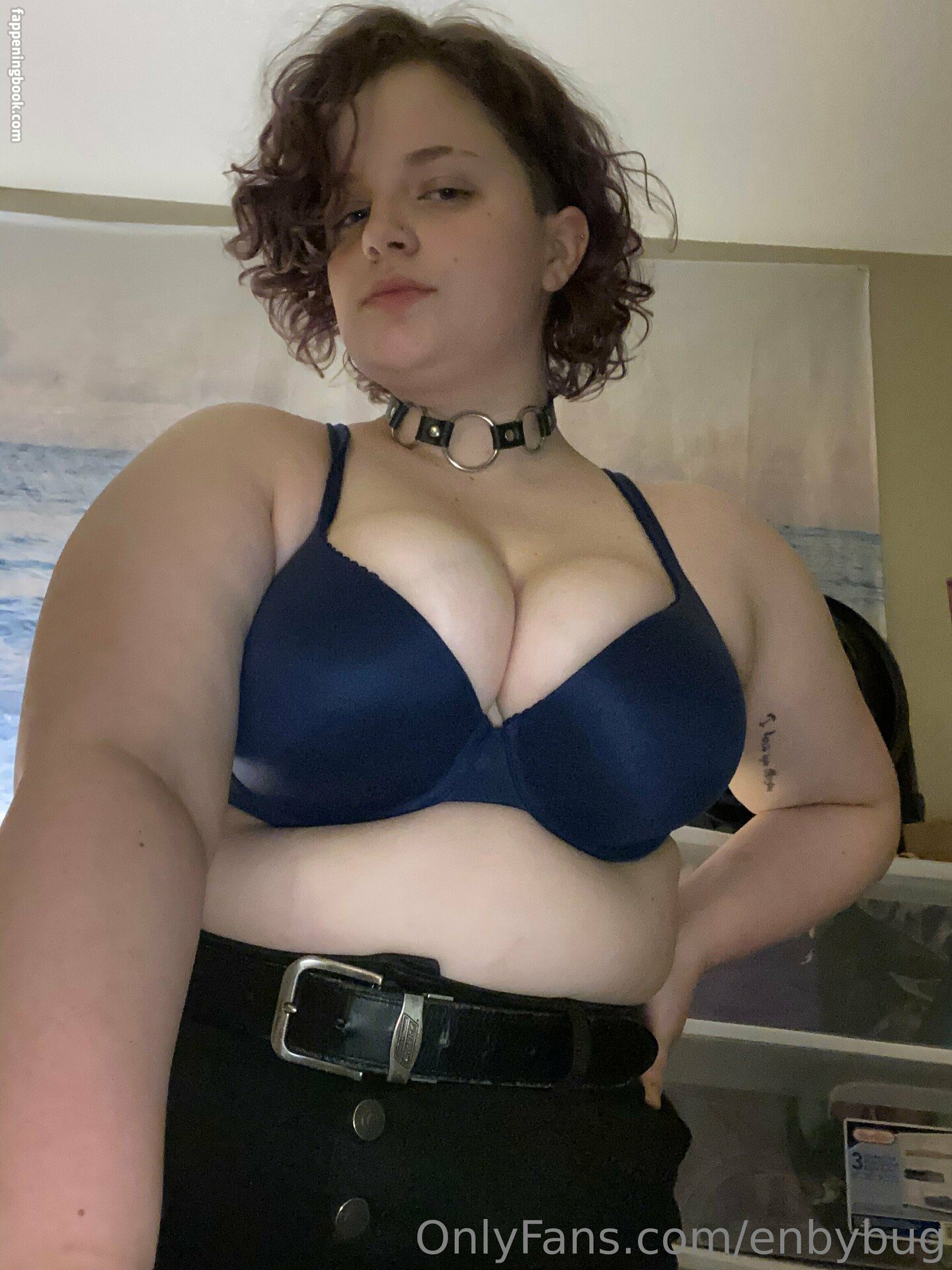 enbybug Nude OnlyFans Leaks