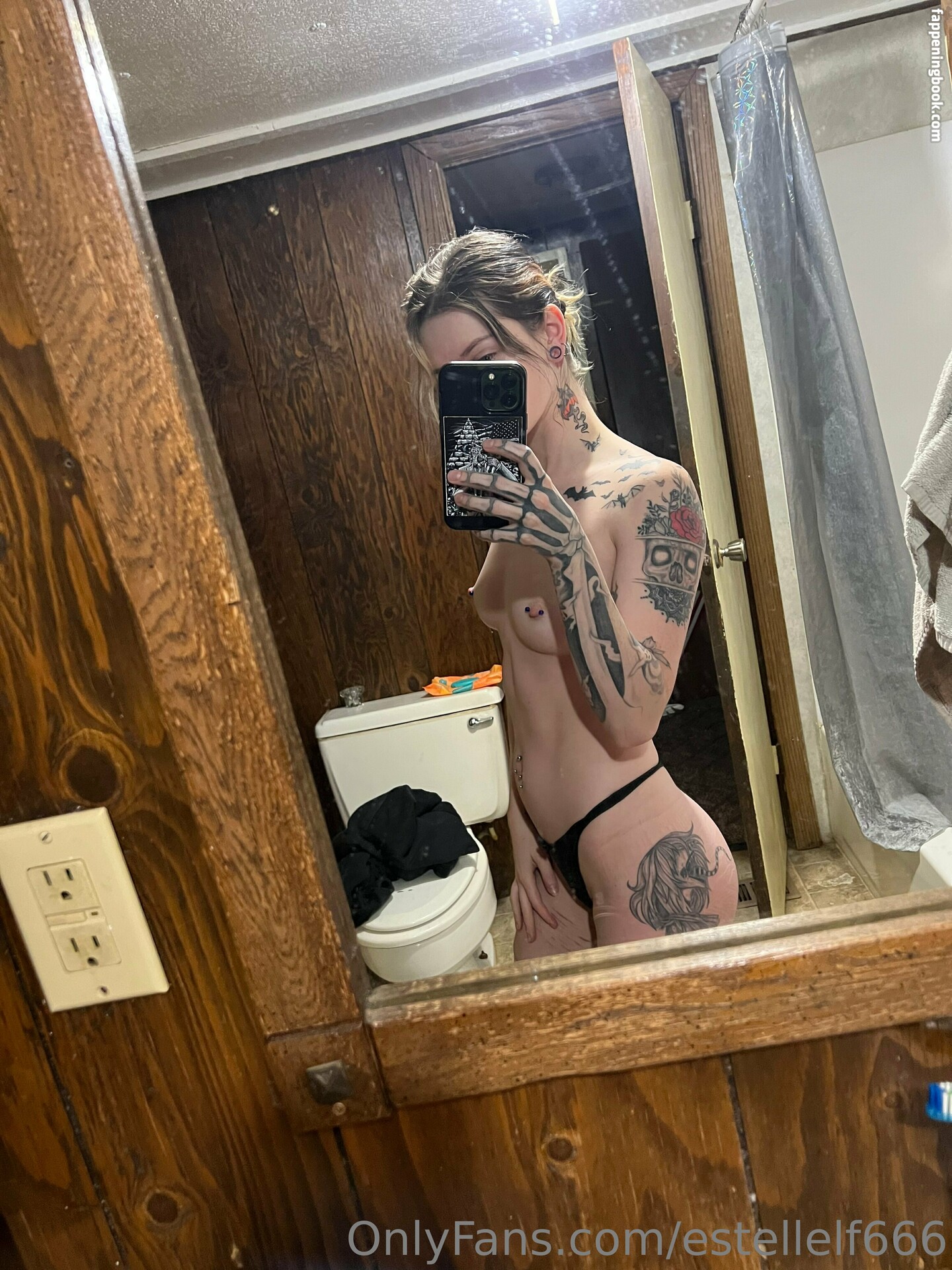 estellelf666 Nude OnlyFans Leaks