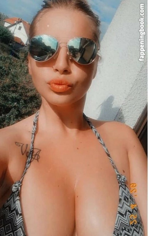 Eve Dapic Nude OnlyFans Leaks