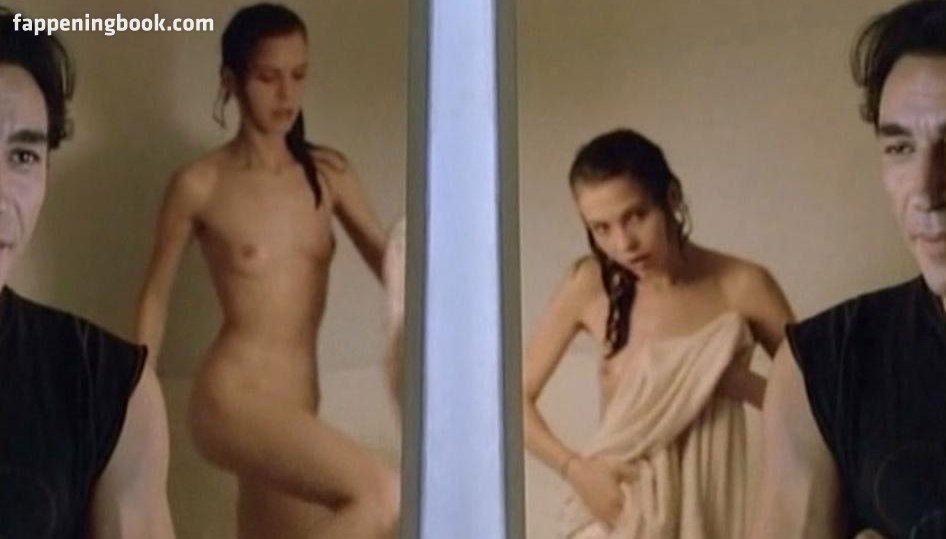 Fanny Bastien Nude